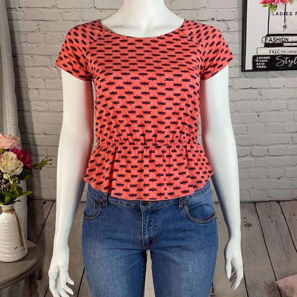 Lily White Tops - Lily White Coral/Navy Top Size: Large